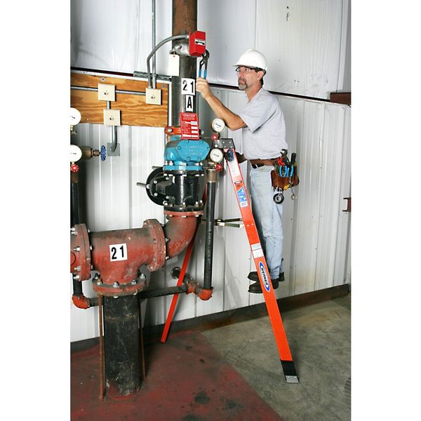 6 ft Fiberglass Tripod Stepladder